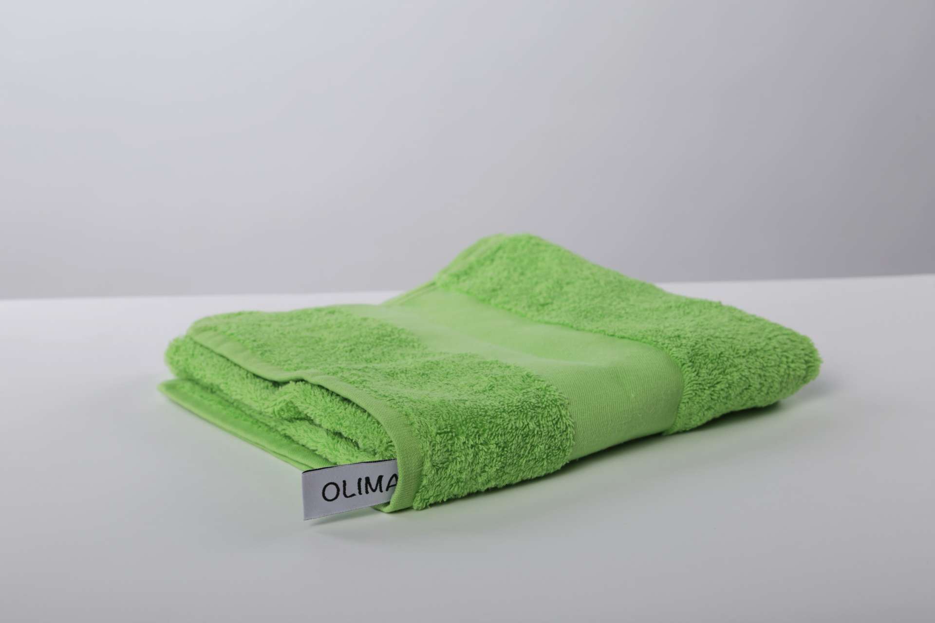 OLIMA CLASSIC TOWEL s logom 